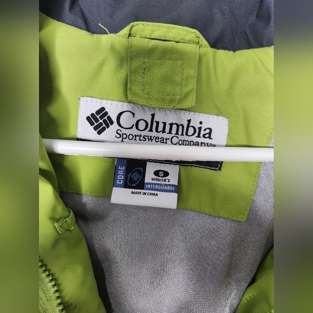 Columbia Spring/Fall Jacket, Size Small, grey/white/green - Picture 6 of 8